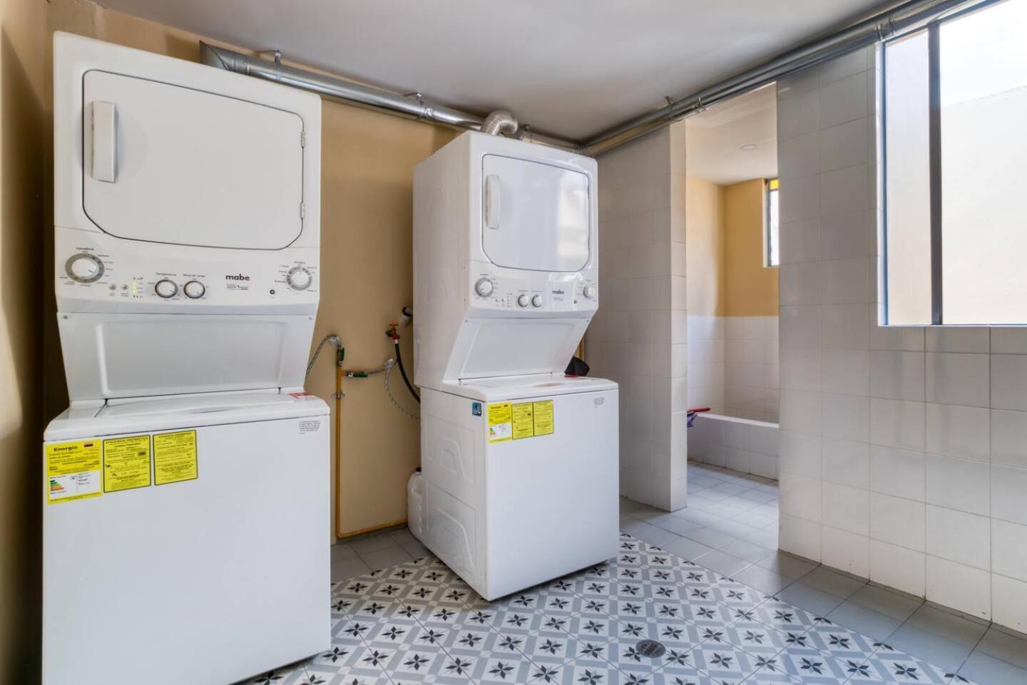 Bright Condesa - Modern 2br In Apartment Mexico City